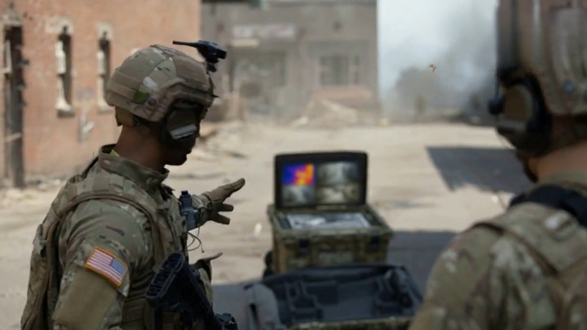 Soldiers using PACC command system in urban environment